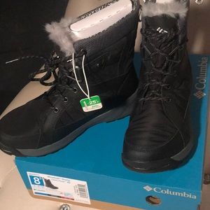 Columbia Boots Size 8.5